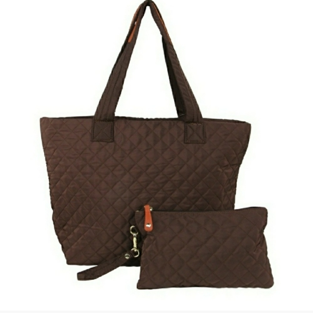 AR New York Quilted Carry Tote all with Wristlet